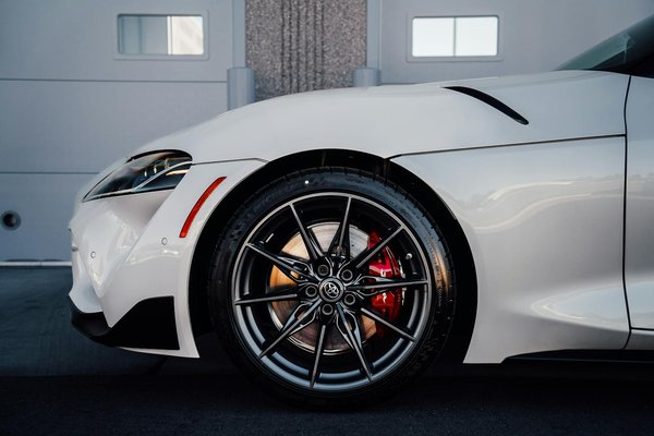 Key factors to transform your aging car into a hybrid in the uk: a comprehensive guide